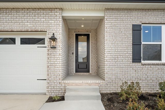 302 Glade Road, Lebanon, TN 37087