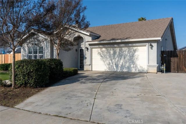 1828 College Greens, Los Banos, CA 93635