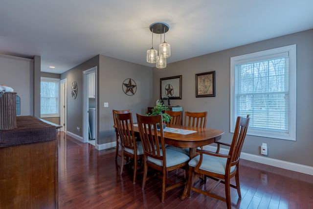 18 Piscataqua Road, Dover, NH 03820