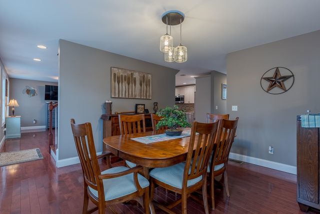 18 Piscataqua Road, Dover, NH 03820