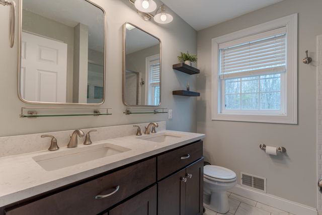 18 Piscataqua Road, Dover, NH 03820