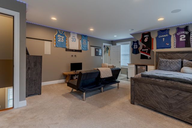 18 Piscataqua Road, Dover, NH 03820