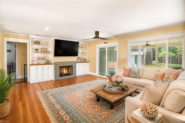 1521 Bradford RD, Virginia Beach, VA 23455