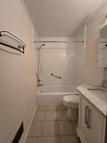 1407 Longview AVE, Salem, VA 24153