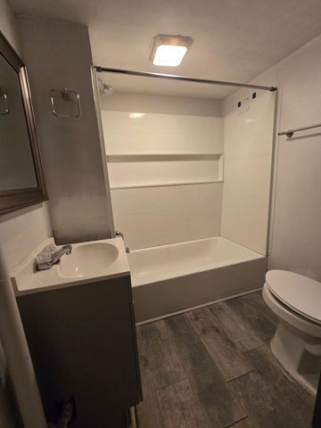 1407 Longview AVE, Salem, VA 24153