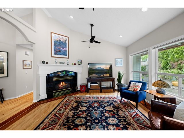 28558 Sw MEADOWS Loop, Wilsonville, OR 97070