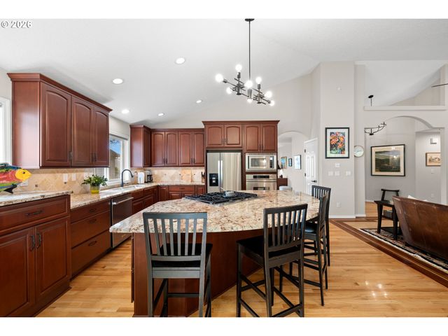 28558 Sw MEADOWS Loop, Wilsonville, OR 97070