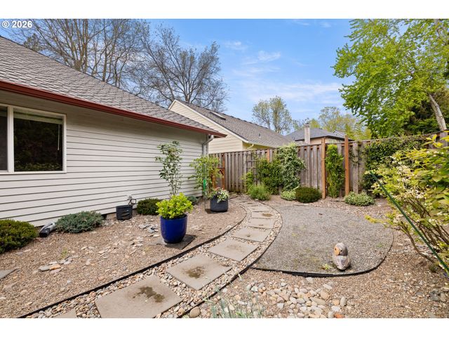 28558 Sw MEADOWS Loop, Wilsonville, OR 97070