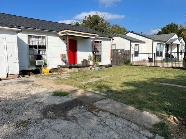 4423 Hopkins Avenue, Dallas, TX 75209