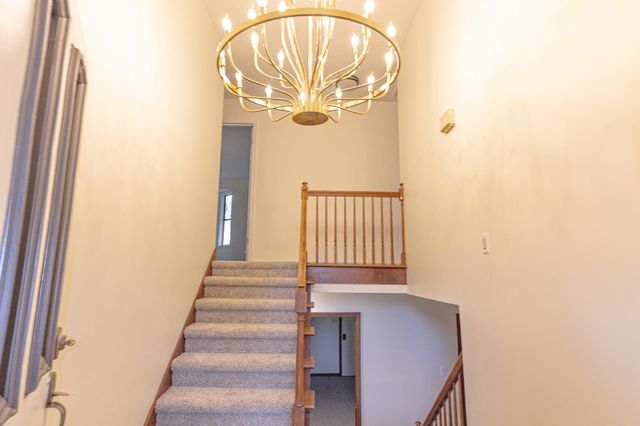 2265 EASTON DR, Memphis, TN 38016