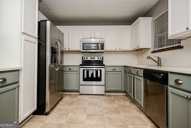 6192 Highway 81 E, Mcdonough, GA 30252