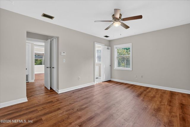 2085 MILLS Road, Jacksonville, FL 32216