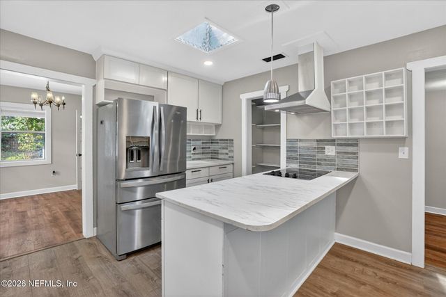 2085 MILLS Road, Jacksonville, FL 32216