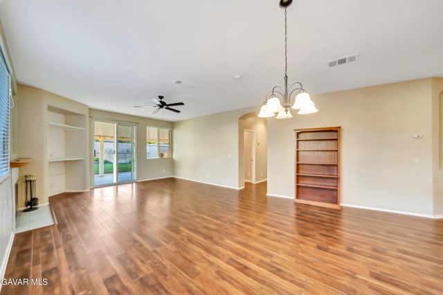 3452 Fairgreen Lane, Palmdale, CA 93551