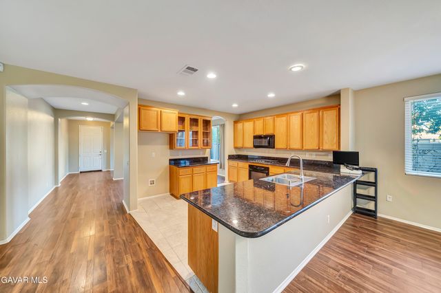 3452 Fairgreen Lane, Palmdale, CA 93551