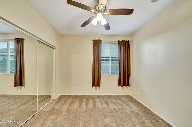 3452 Fairgreen Lane, Palmdale, CA 93551