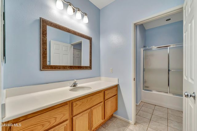 3452 Fairgreen Lane, Palmdale, CA 93551