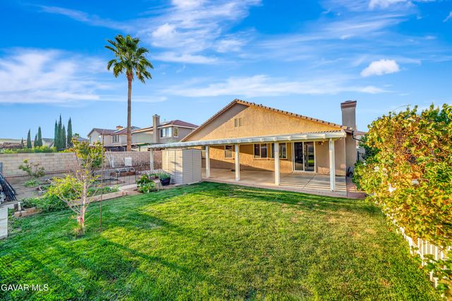 3452 Fairgreen Lane, Palmdale, CA 93551