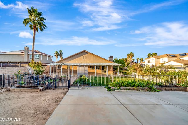 3452 Fairgreen Lane, Palmdale, CA 93551