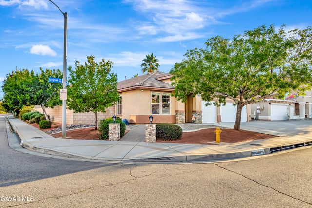 3452 Fairgreen Lane, Palmdale, CA 93551