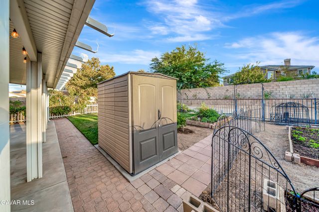 3452 Fairgreen Lane, Palmdale, CA 93551