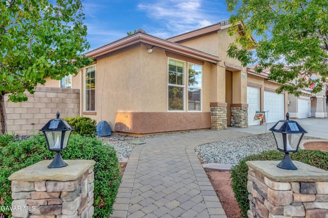 3452 Fairgreen Lane, Palmdale, CA 93551