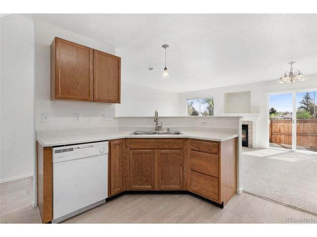 1276 S Zeno Cir E, Aurora, CO 80017