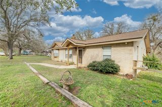 21 N CR 235, Gonzales, TX 78629