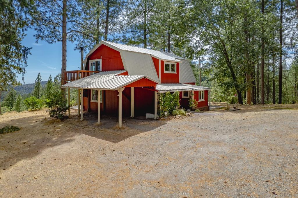 1360 Loka Ln, Greenwood, CA 95635