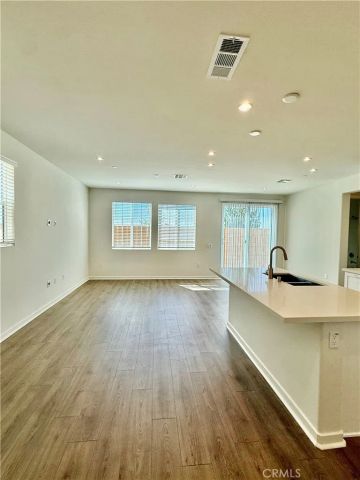 16055 Montenegro ln, Fontana, CA 92336