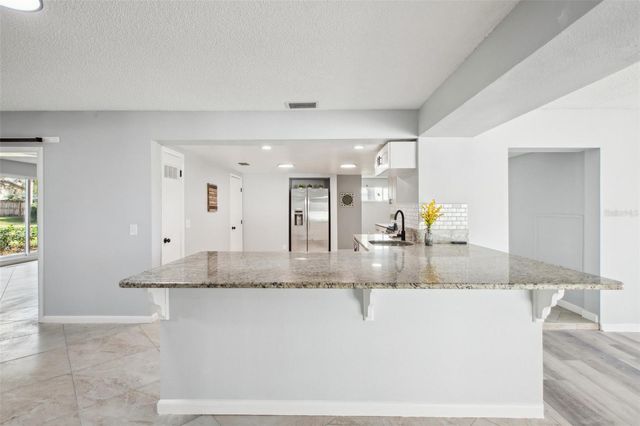 20 LAKE IDYLWILD DRIVE N, Winter Haven, FL 33881