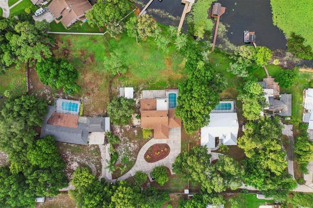 20 LAKE IDYLWILD DRIVE N, Winter Haven, FL 33881