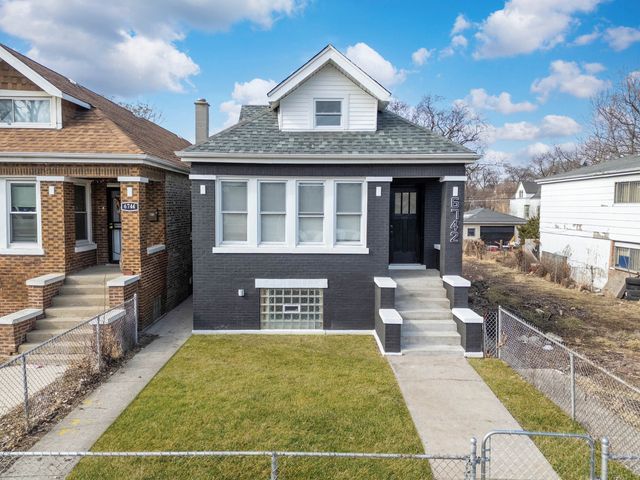6742 S Carpenter Street, Chicago, IL 60621