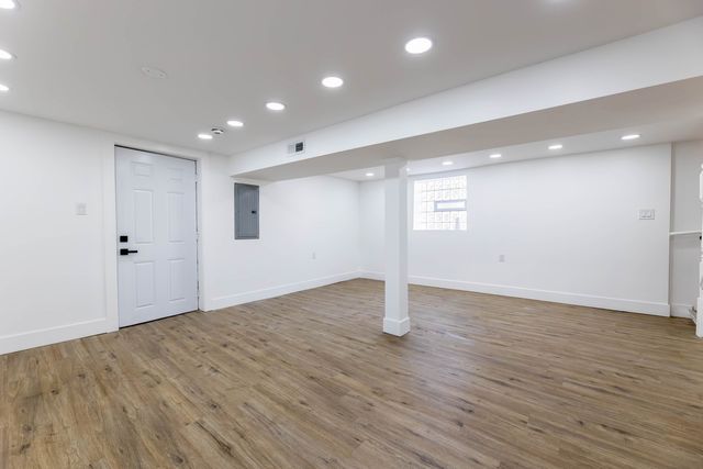 6742 S Carpenter Street, Chicago, IL 60621