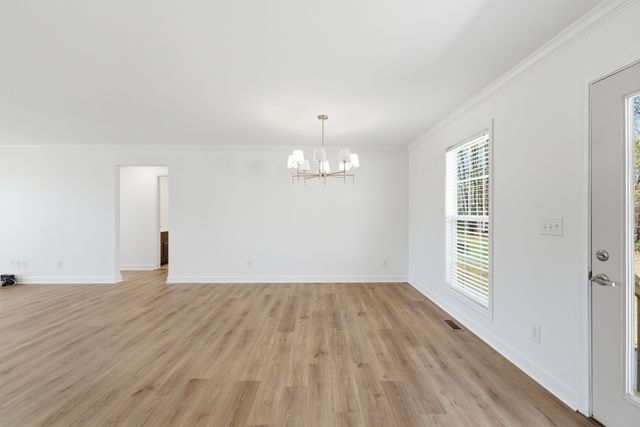 217 Spring Breeze Dr, Smithville, TN 37166