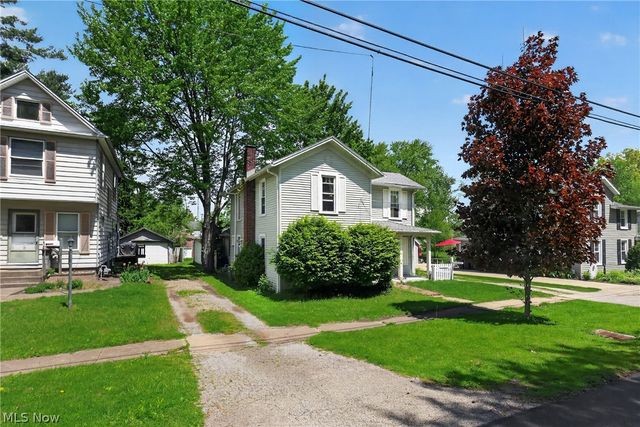 104 Court Street, Canfield, OH 44406