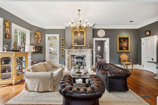 40 Montagu Street, Charleston, SC 29401