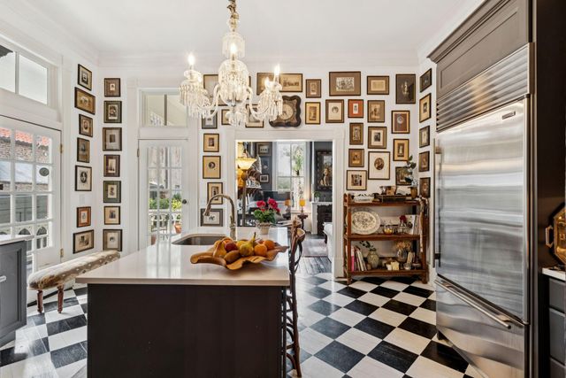 40 Montagu Street, Charleston, SC 29401