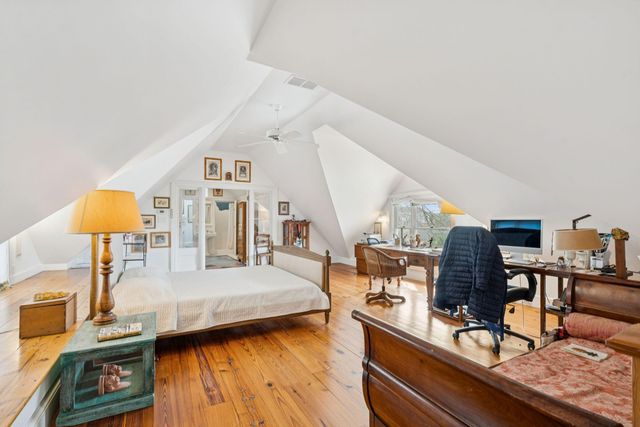 40 Montagu Street, Charleston, SC 29401