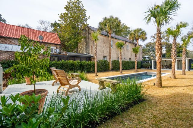 40 Montagu Street, Charleston, SC 29401