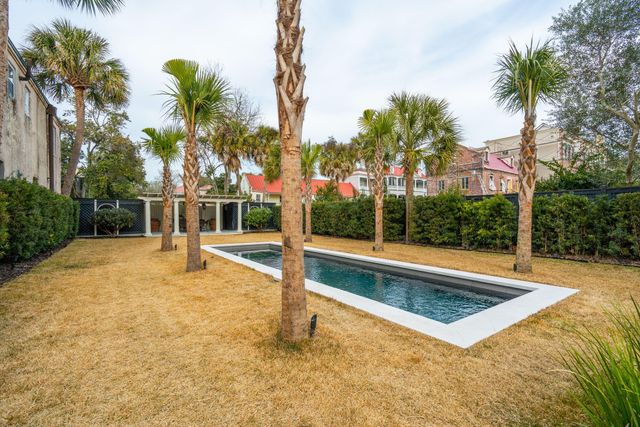 40 Montagu Street, Charleston, SC 29401