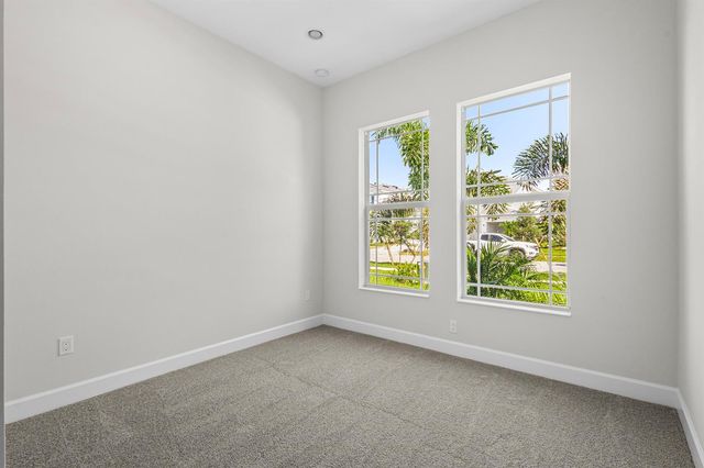 14200 Lacebark Lane, Westlake, FL 33470