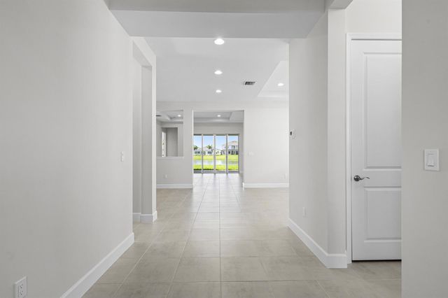 14200 Lacebark Lane, Westlake, FL 33470