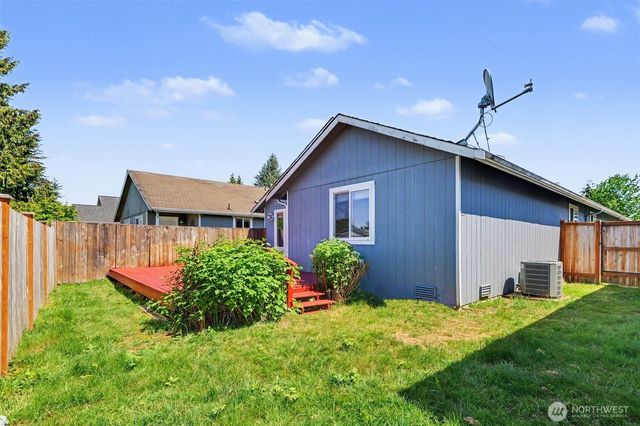 10324 59th Drive NE, Marysville, WA 98270