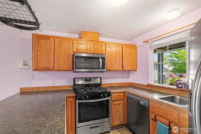 10324 59th Drive NE, Marysville, WA 98270
