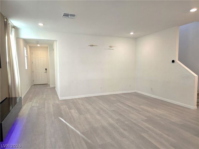 10382 Arroyo Willow Street, Las Vegas, NV 89141