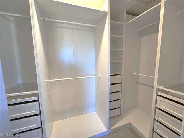 10382 Arroyo Willow Street, Las Vegas, NV 89141