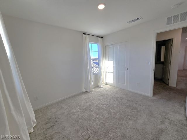 10382 Arroyo Willow Street, Las Vegas, NV 89141