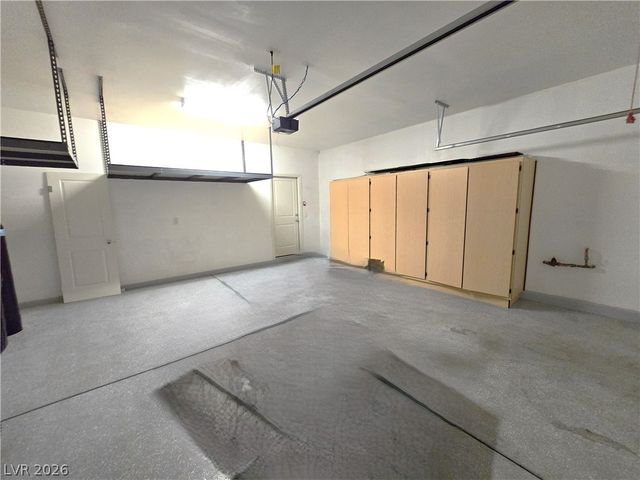 10382 Arroyo Willow Street, Las Vegas, NV 89141