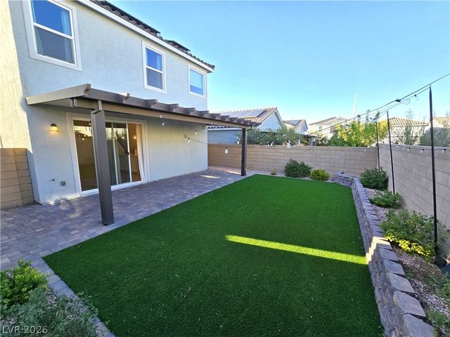 10382 Arroyo Willow Street, Las Vegas, NV 89141